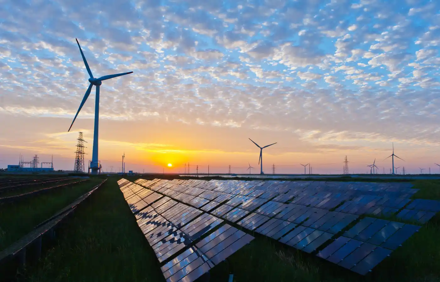 10 Benefits of Switching to Solar Energy